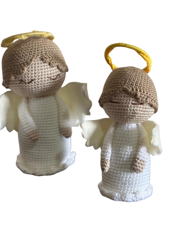 Angelito tejido en amigurumi