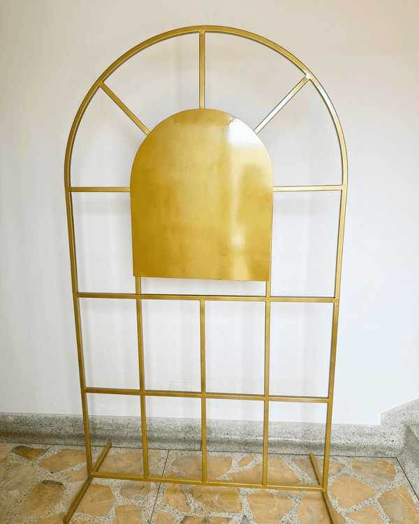 Backing ventana metálico dorado