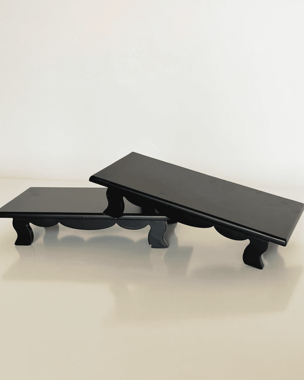 Bases en madera negras