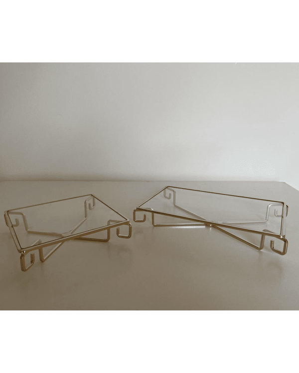 Bases doradas de vidrio