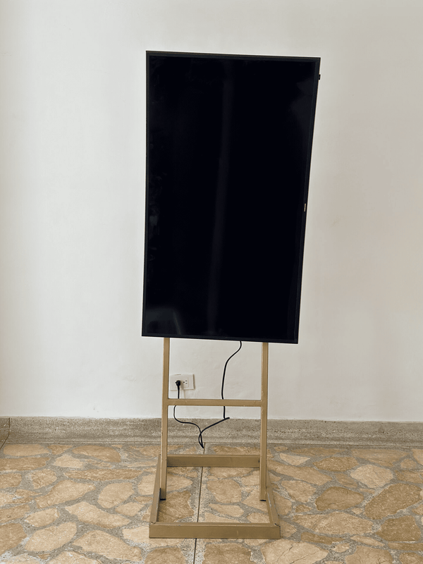 Estructura TV LED 55″