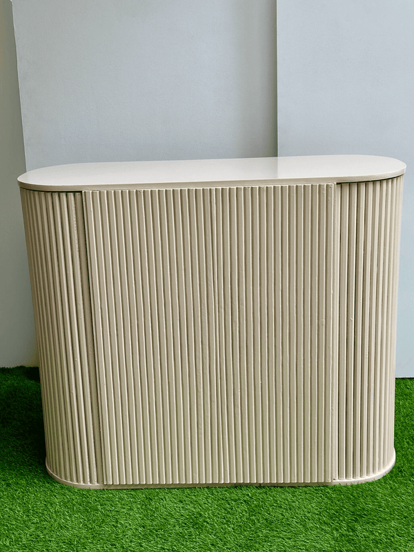 Mesa tipo counter acanalada beige