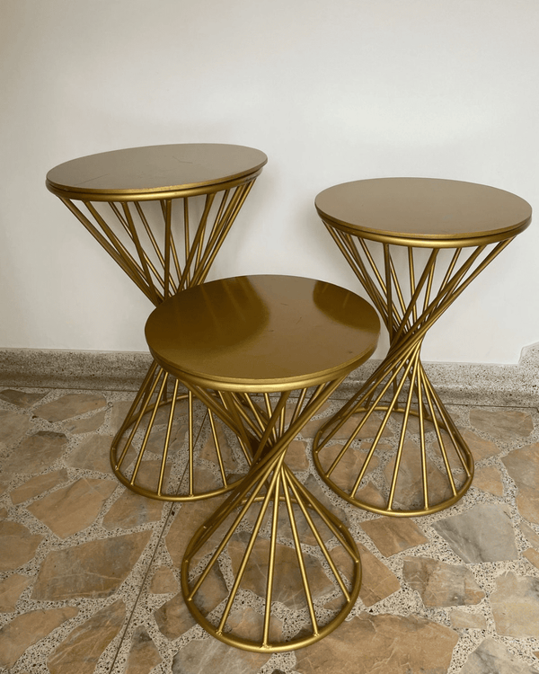 Mesas dorada en espiral