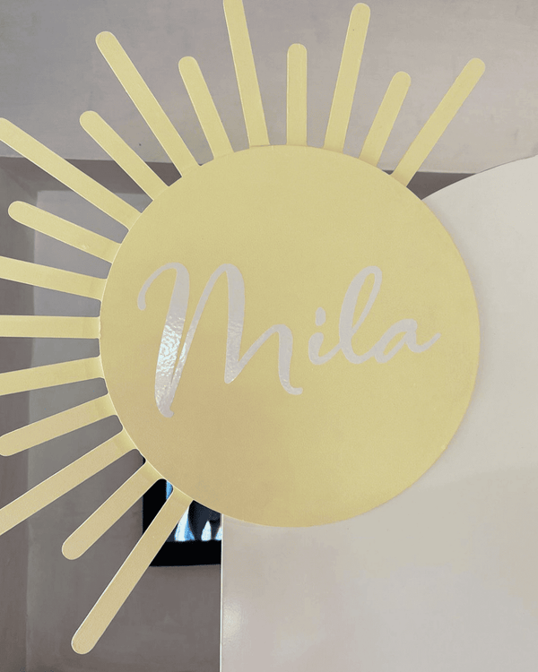 Sol decorativo amariilo pastel